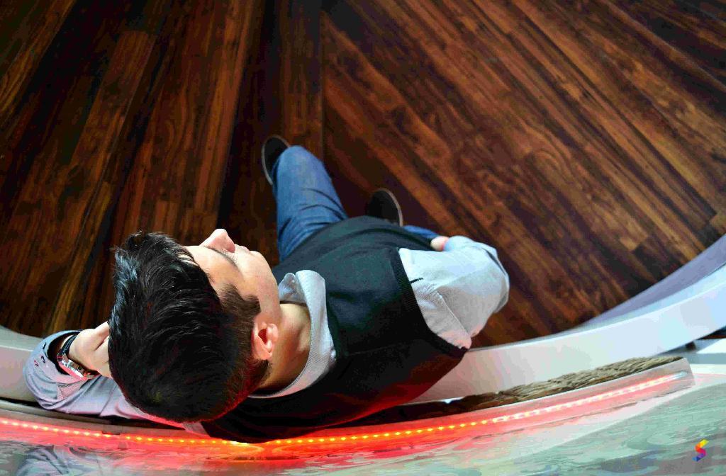 Define Tarry, Tarry Meaning, Tarry Examples, Tarry Synonyms, Tarry