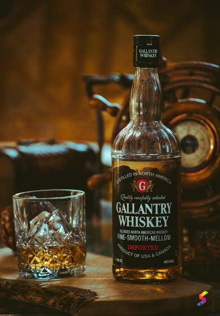 define-whiskey-whiskey-meaning-whiskey-examples-whiskey-synonyms