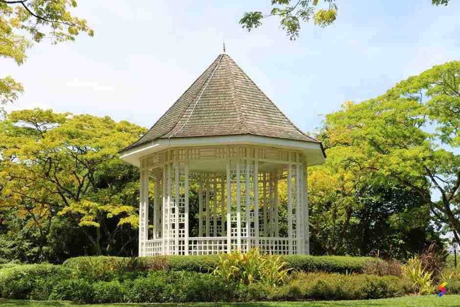 Define Gazebo, Gazebo Meaning, Gazebo Examples, Gazebo Synonyms, Gazebo Images, Gazebo