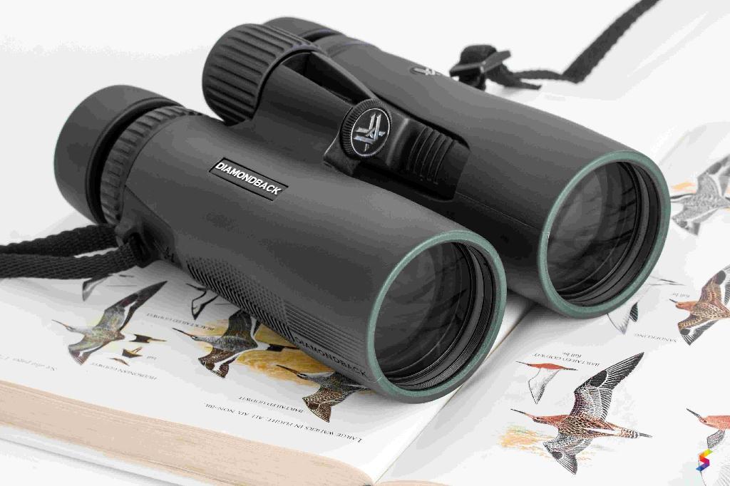 Define Binoculars, Binoculars Meaning, Binoculars Examples, Binoculars
