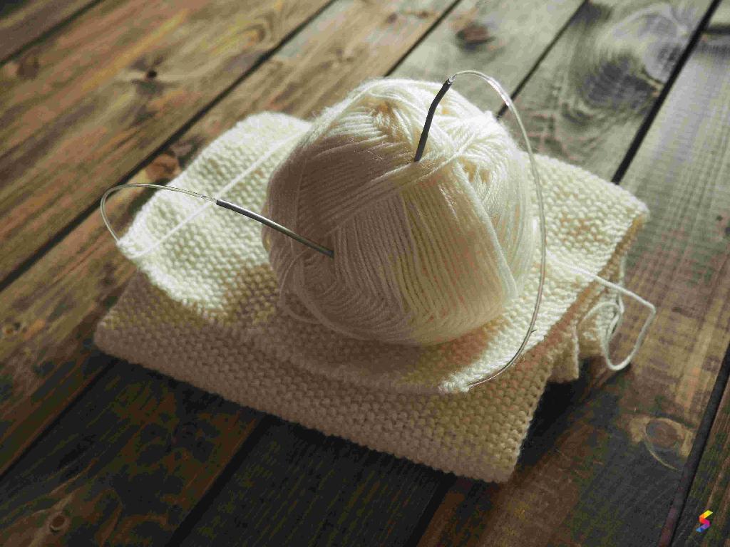 Define Yarn, Yarn Meaning, Yarn Examples, Yarn Synonyms, Yarn Images