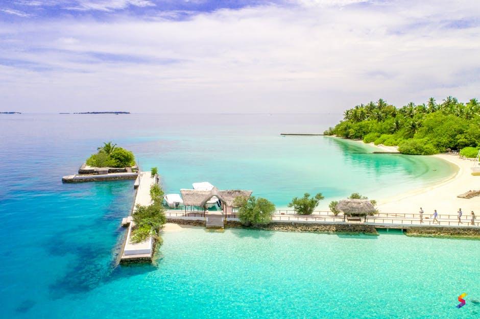 Define Lagoon, Lagoon Meaning, Lagoon Examples, Lagoon Synonyms, Lagoon ...