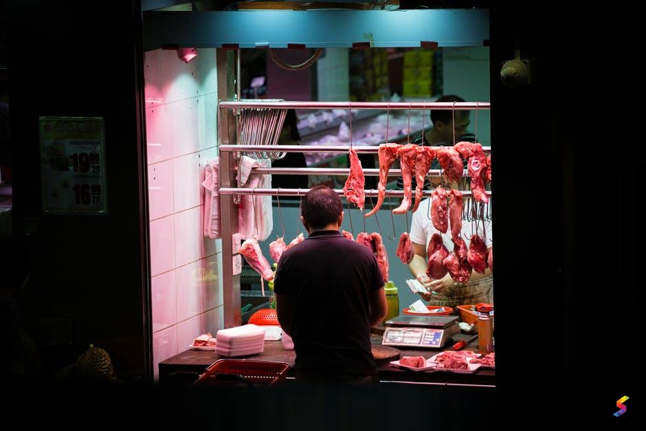 Define Butcher, Butcher Meaning, Butcher Examples, Butcher Synonyms ...