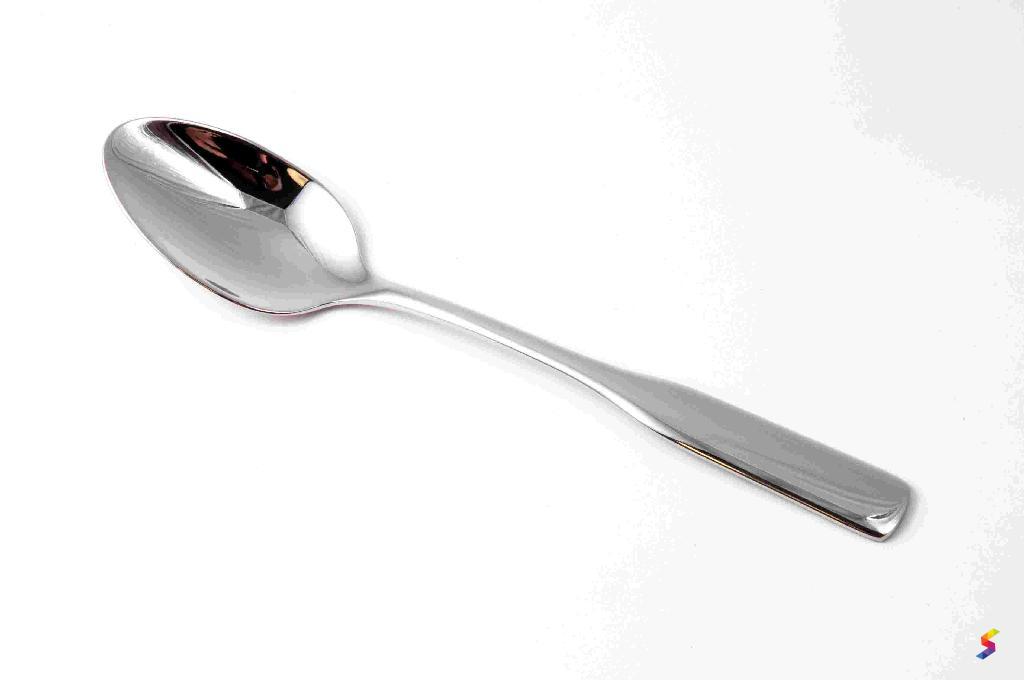 Define Spoon, Spoon Meaning, Spoon Examples, Spoon Synonyms, Spoon