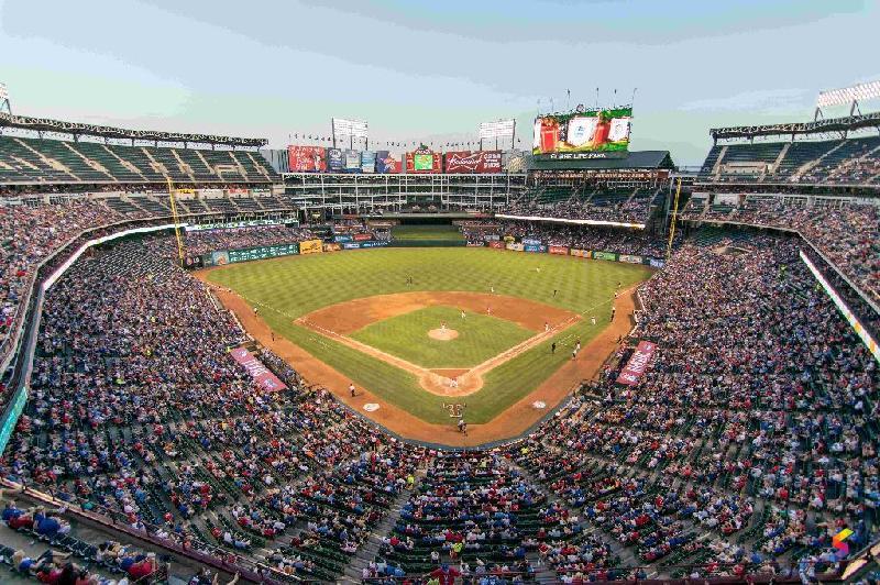 Define Stadium, Stadium Meaning, Stadium Examples, Stadium Synonyms