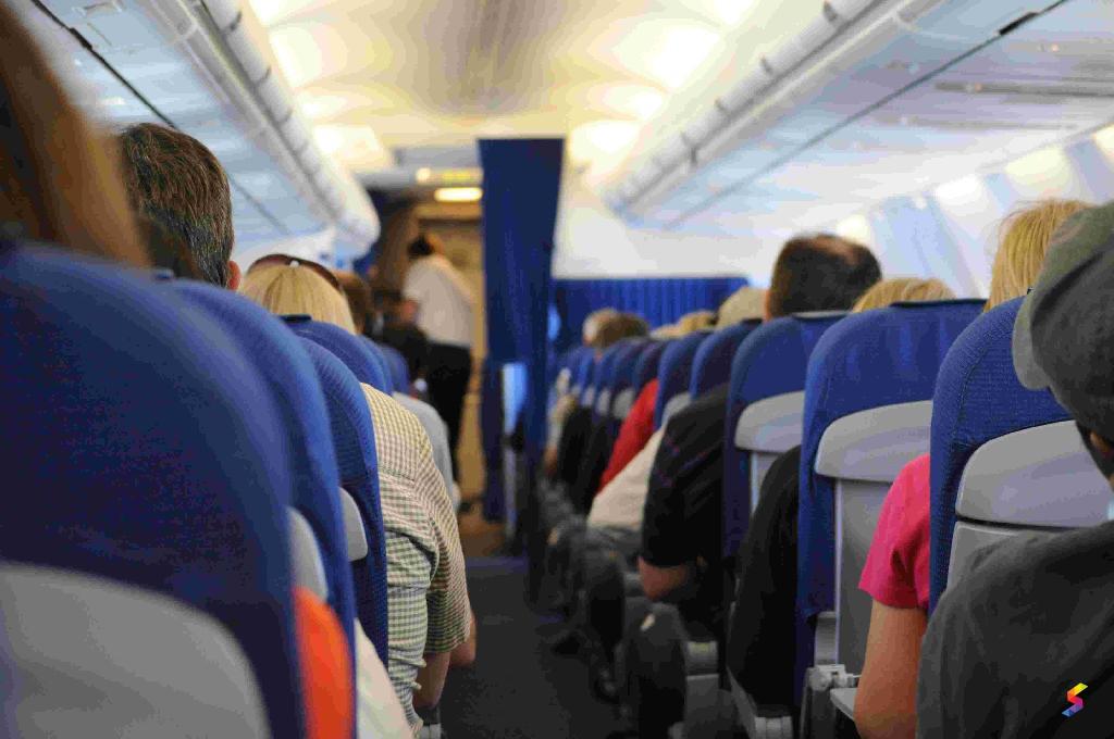 Define Passenger, Passenger Meaning, Passenger Examples, Passenger ...