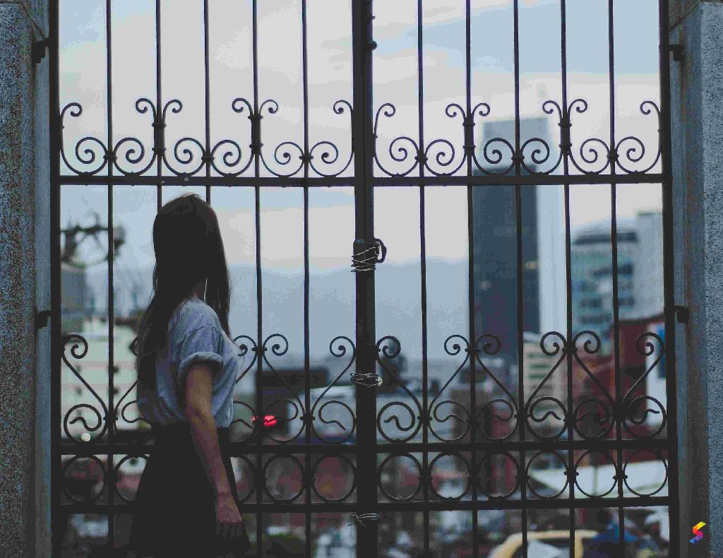 Define Gate Gate Meaning Gate Examples Gate Synonyms Gate Images define-gate-gate-meaning-gate-examples-gate-synonyms-gate-images