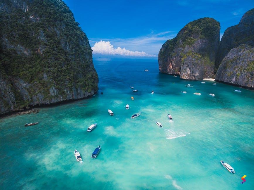 Lagoon Example Define Lagoon, Lagoon Meaning, Lagoon Examples, Lagoon Synonyms, Lagoon ...