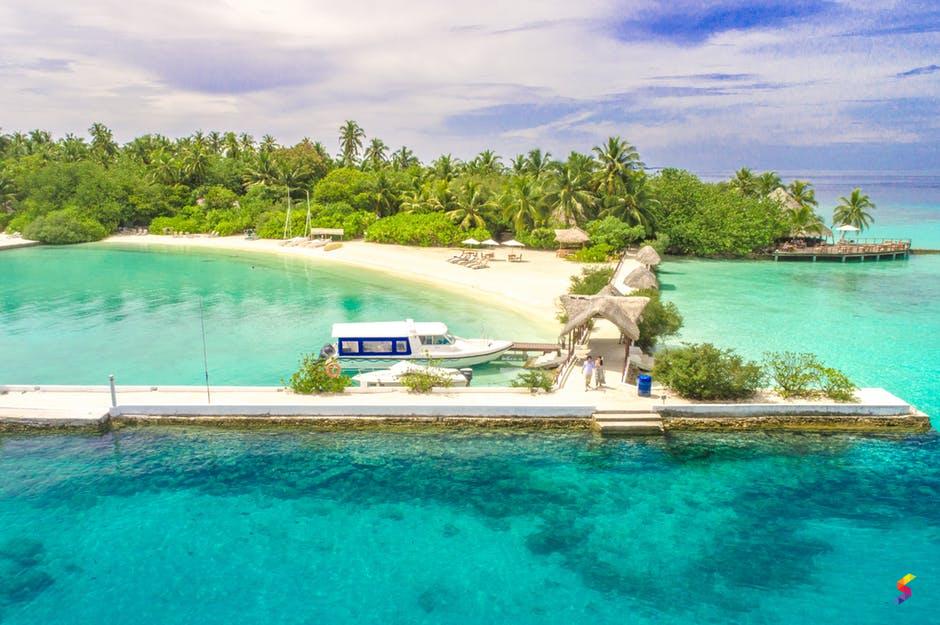 Define Lagoon, Lagoon Meaning, Lagoon Examples, Lagoon Synonyms, Lagoon ...