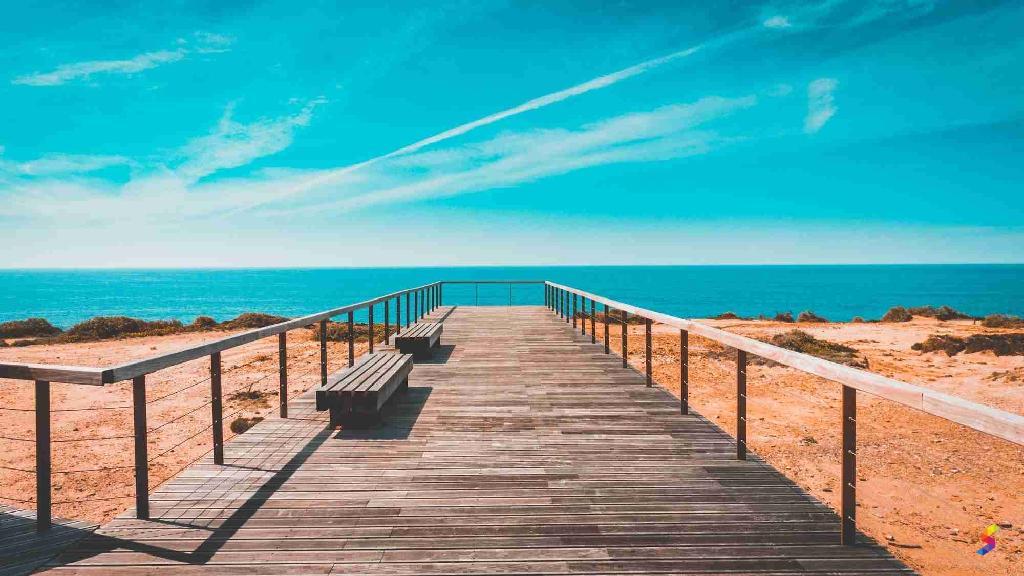 Define Pier Pier Meaning Pier Examples Pier Synonyms Pier Images define-pier-pier-meaning-pier-examples-pier-synonyms-pier-images