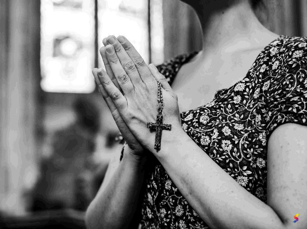 Define Pray, Pray Meaning, Pray Examples, Pray Synonyms, Pray Images
